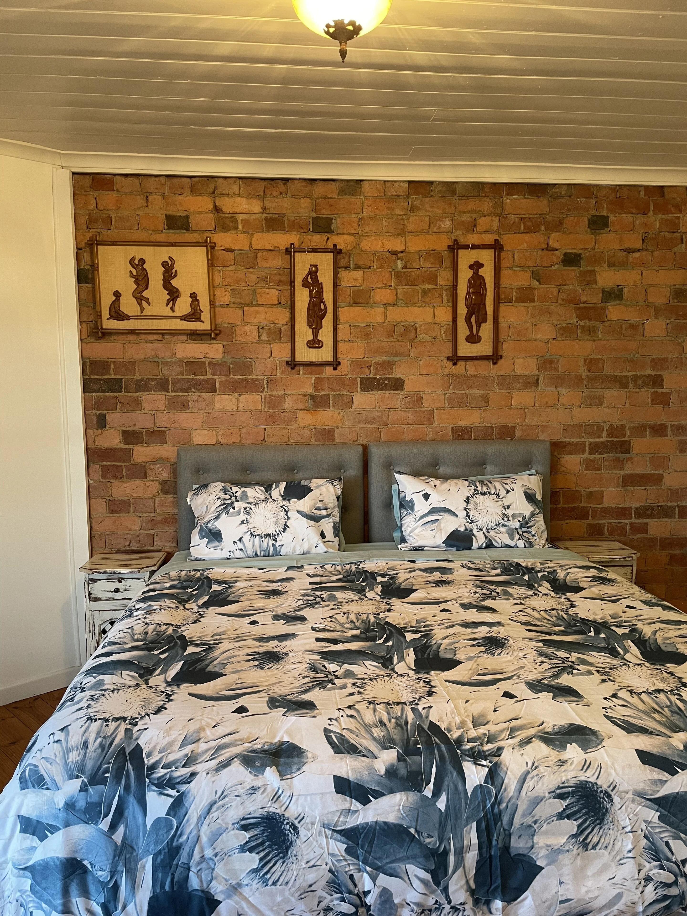 Photo of The Mayfair 3-bed room accommodation Daylesford property