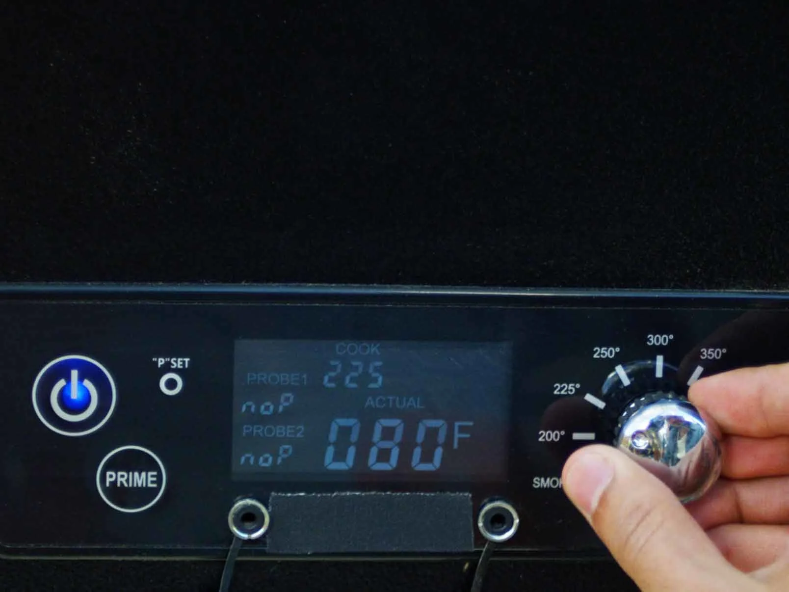 Set the Temperature - textblock image 0 for how-use-pellet-grill