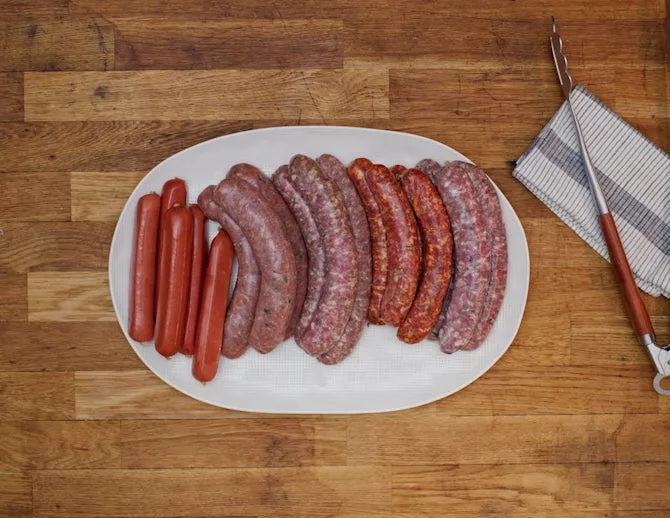 How to Prep - textblock image 0 for how-to-grill-hot-dogs-sausages