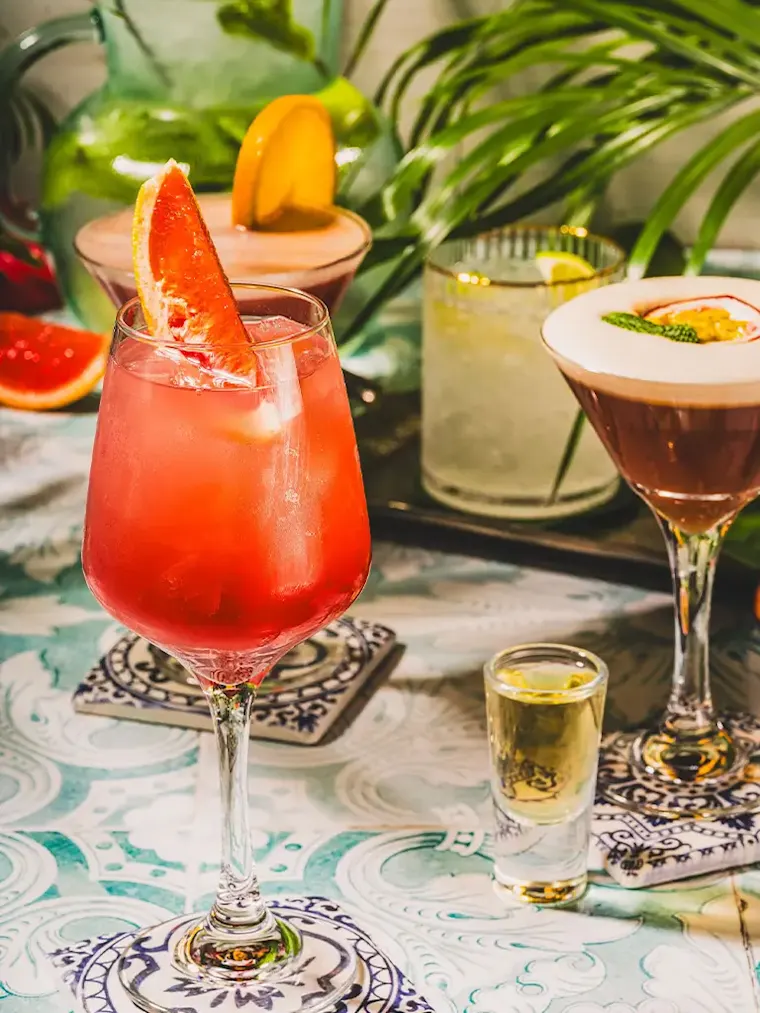 cocktails-image cocktails-image