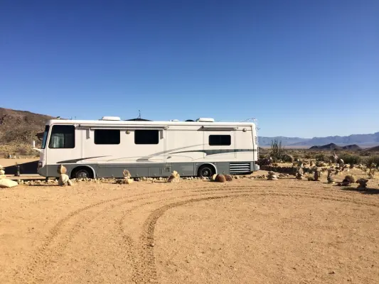 RV Resorts & Campsites near Saguaro National Park