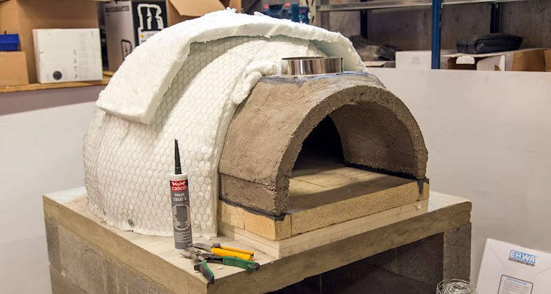 Det är dags att isolera ugnen med stenull.