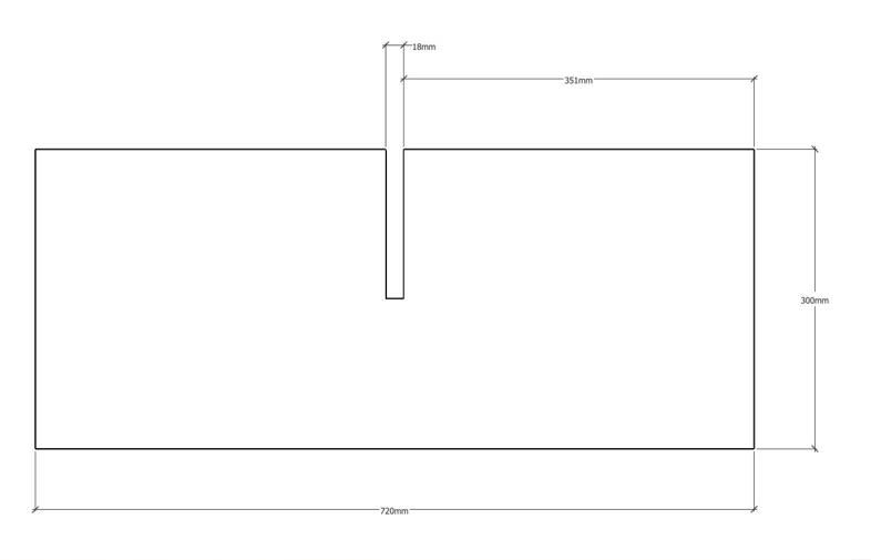 Svartvit teknisk skiss av rektangel med smalt vertikalt urtag och mått 720×300 mm