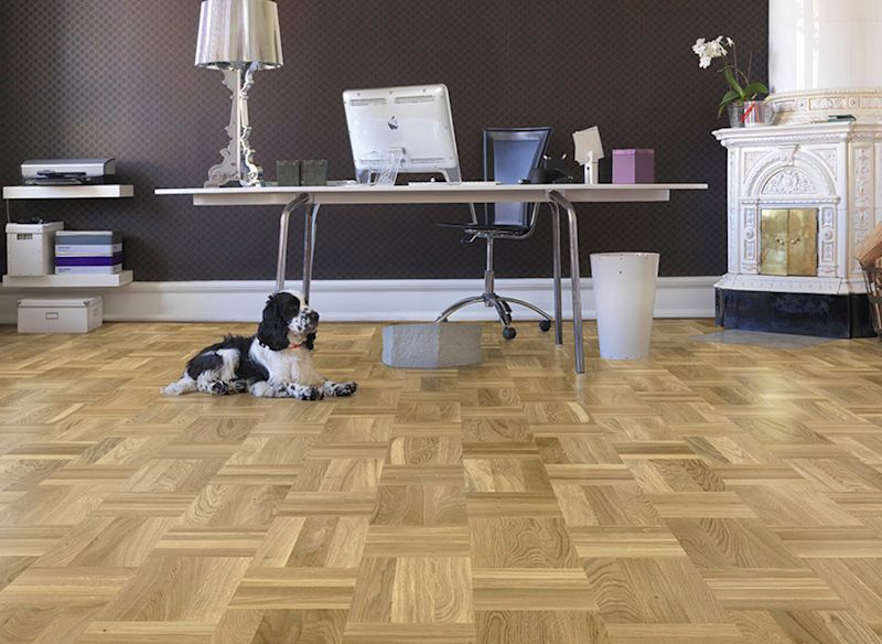 Med ett parkettgolv får du träets egenskaper men med ett modernt sätt att lägga och underhålla.