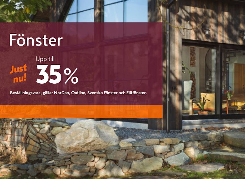 ett modernt hus med stora glasfönster och en stenmur i förgrunden, tillsammans med en kampanj om fönster upp till 35 % rabatt.