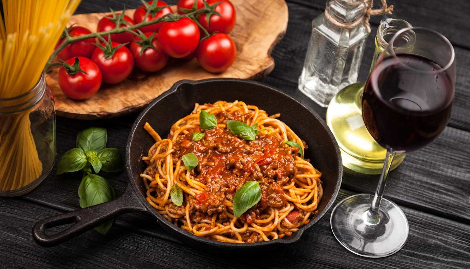 what wine with pasta - spaghetti bolognese