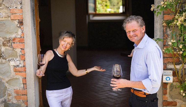 Anna Rita and Paolo Masi in vineyard door