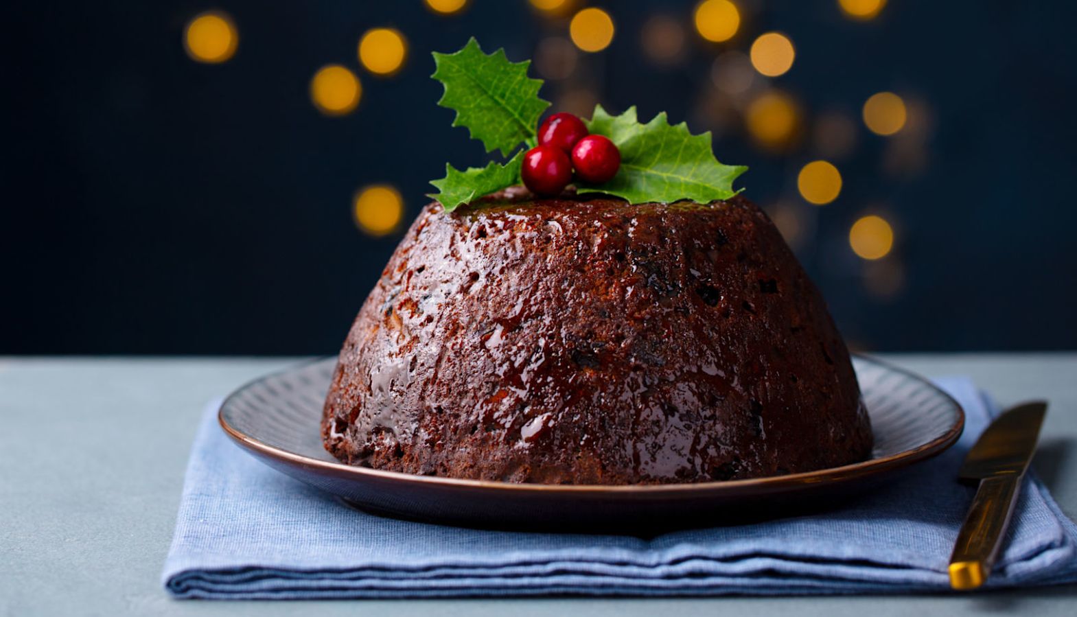 Christmas pudding topped with holly - pudding wine pairing