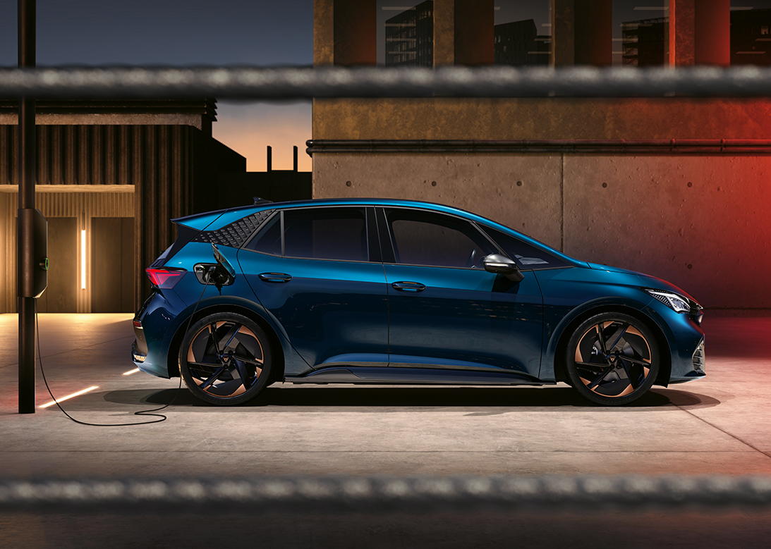 CUPRA-Born-123-1093x779