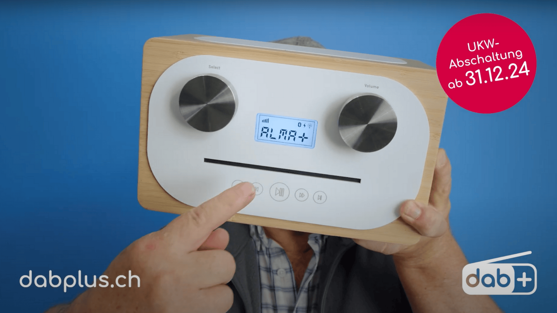 241016_DABplus_Denk_an_dein_Radio_MM_Video_25s_DE_Poster_Desktop