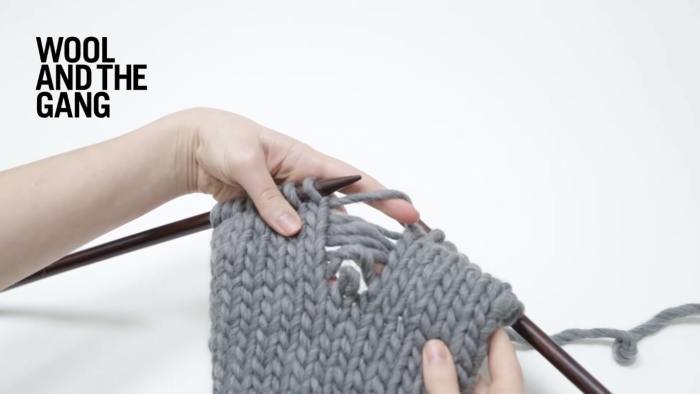 How To: Fix A Knitting Mistake By Dropping Down - Step 4