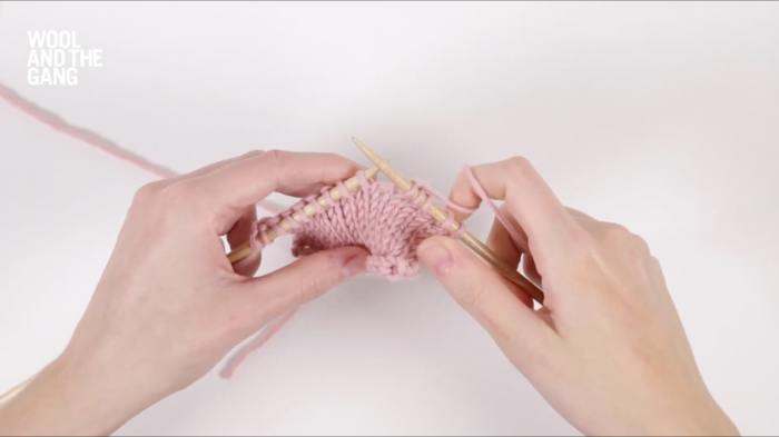 How To Knit: Buttonhole - Step 1