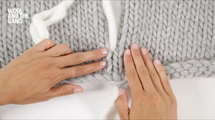 How to Knit A Vertical Invisible Seam - Step 12