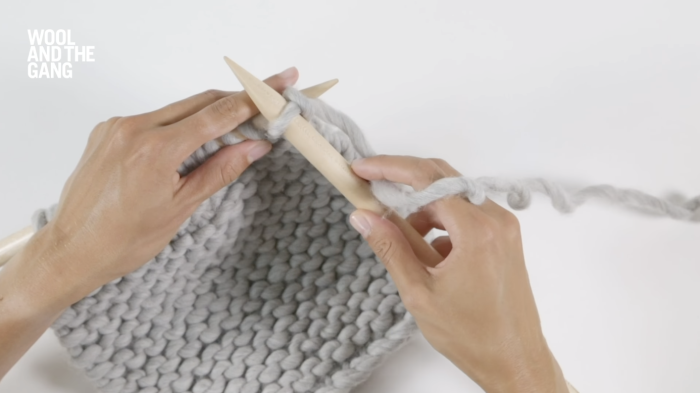 How-to-knit-garter-stitch-step-3