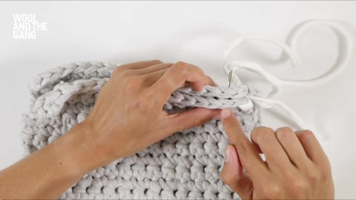 How to Crochet Straight Stitch - Step 6