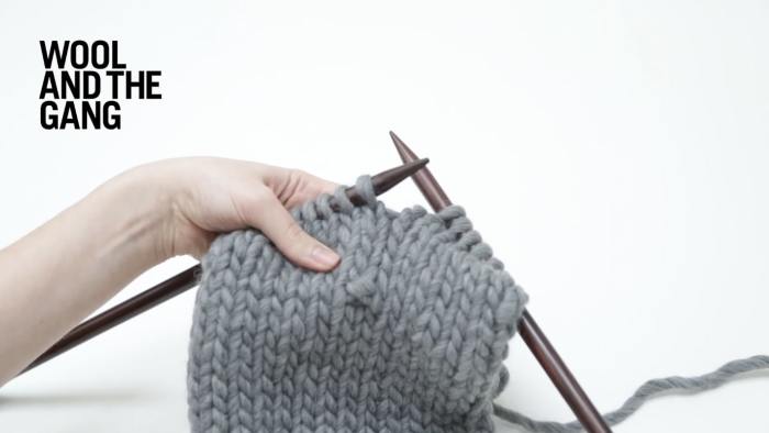 How To: Fix A Knitting Mistake By Dropping Down - Step 2