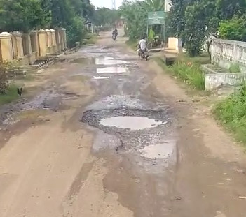 rusak jalan