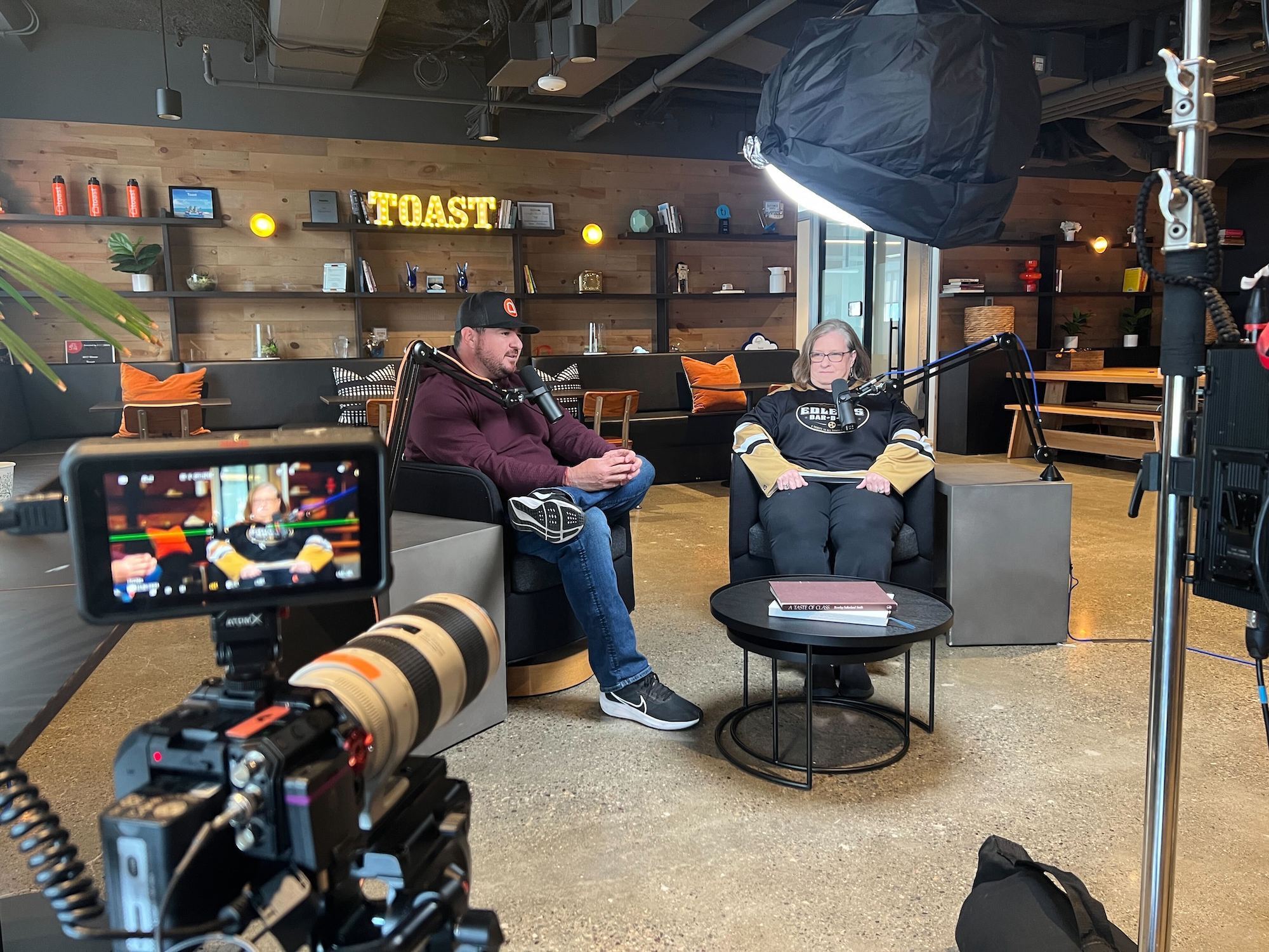 Restaurant-Influencers-Podcast-1.jpg Restaurant-Influencers-Podcast-1.jpg