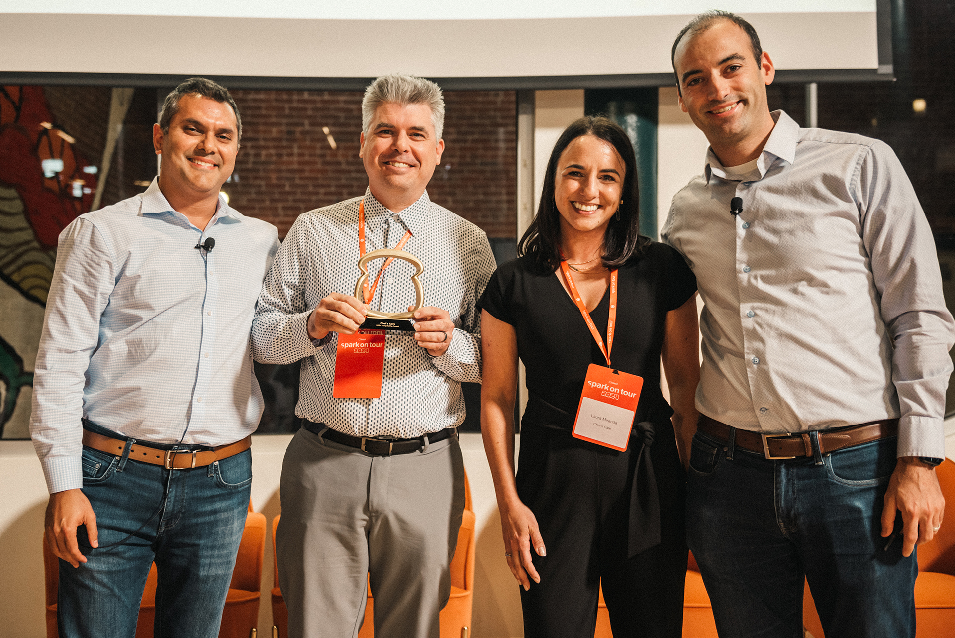 Chefs-Cafe-Community-Award.jpg Chefs-Cafe-Community-Award.jpg