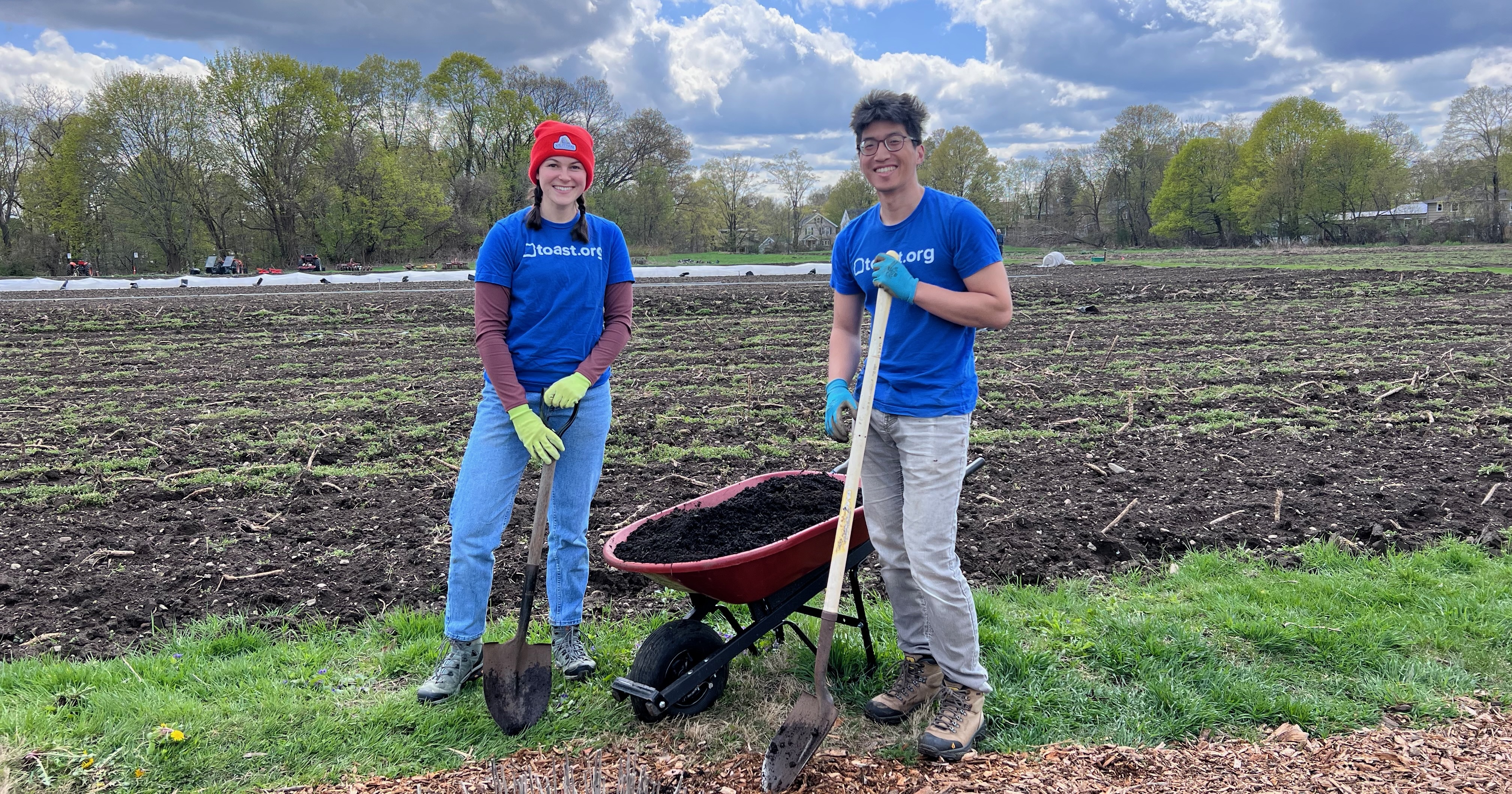 volunteering.jpeg volunteering.jpeg