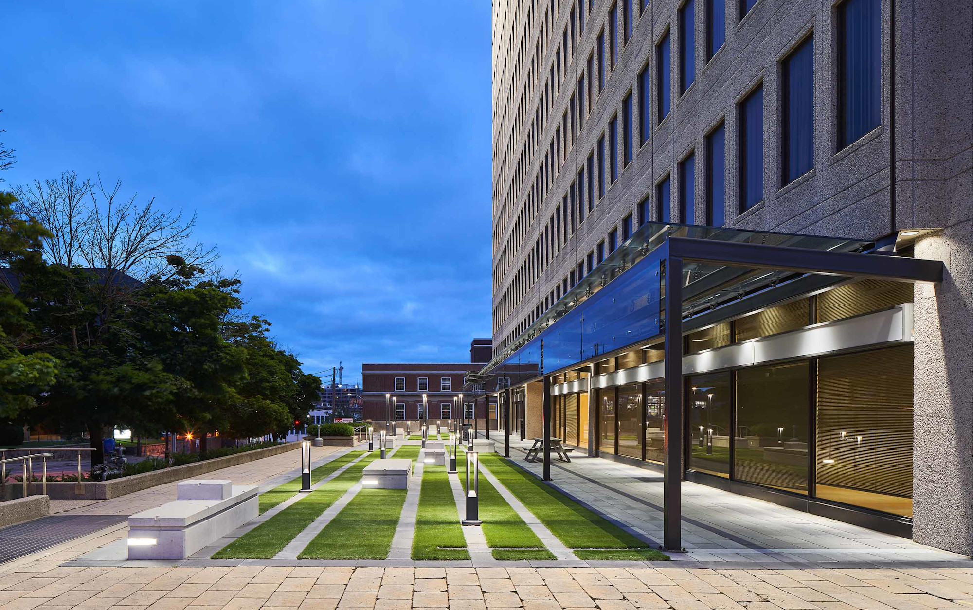 Kitchener Waterloo 50 Queen Ground level