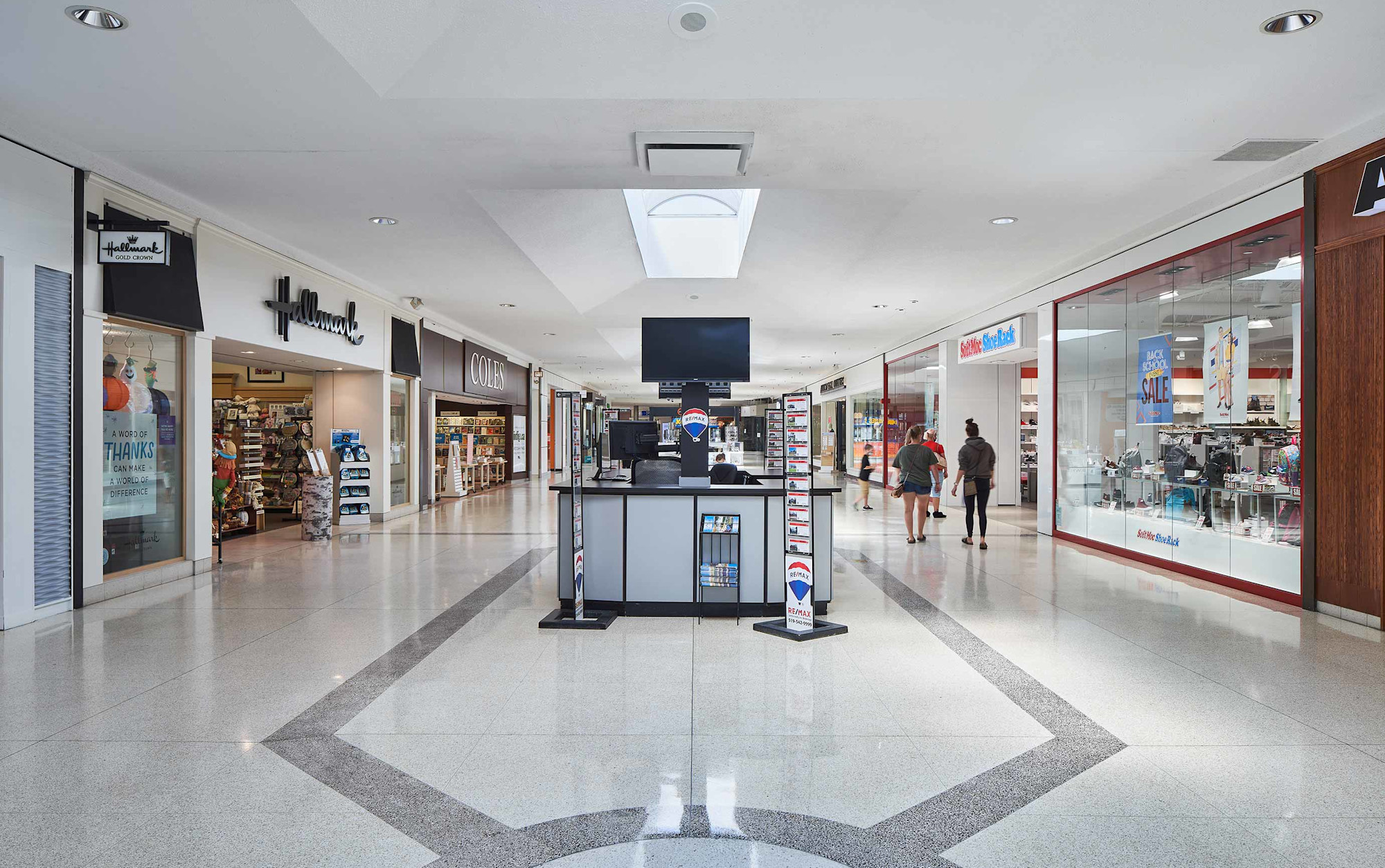 Sarnia Lambton Mall Hallway