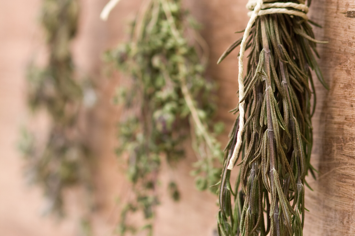 diy_dried_herbs
