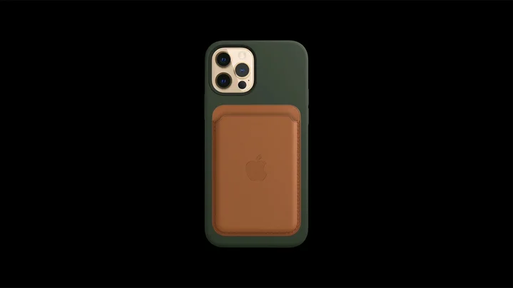 MagSafe-Animaatio-Korttitasku-Mobiilitukku