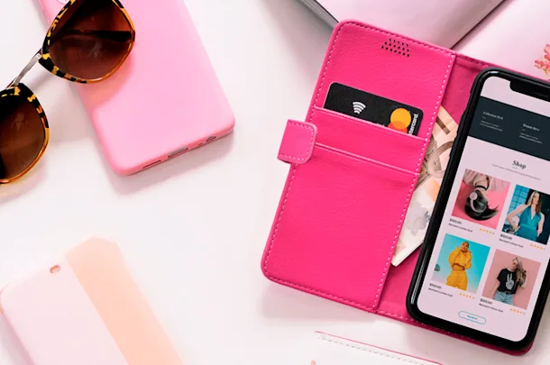 Lompakko-Suojakotelo-Auki-Pinkki-1