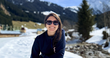 Gabriela Chiquetto in de sneeuw in Gerlos tijdens het weekendje weg