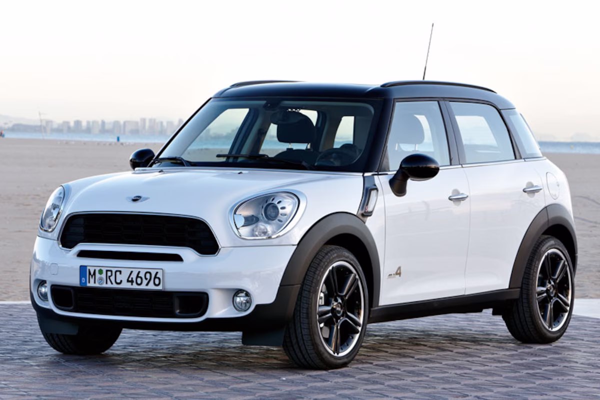 MINI Countryman 2010 White front
