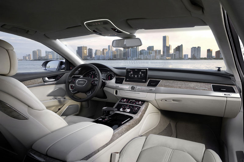 Audi A8 Sedan Automaat Interior