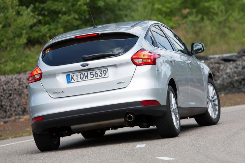 Ford Focus 2011 hatchback rear silver