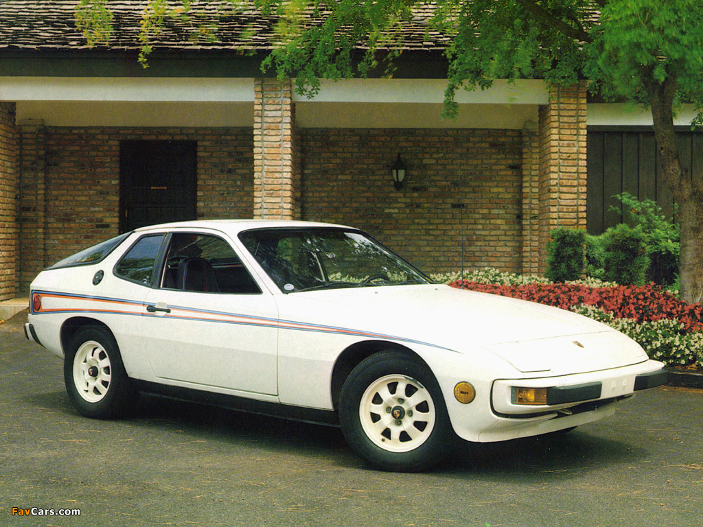 Porsche 924 1977 Martini edition