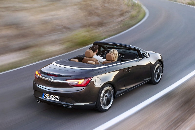 Opel Cascada Cabrio softtop Rear