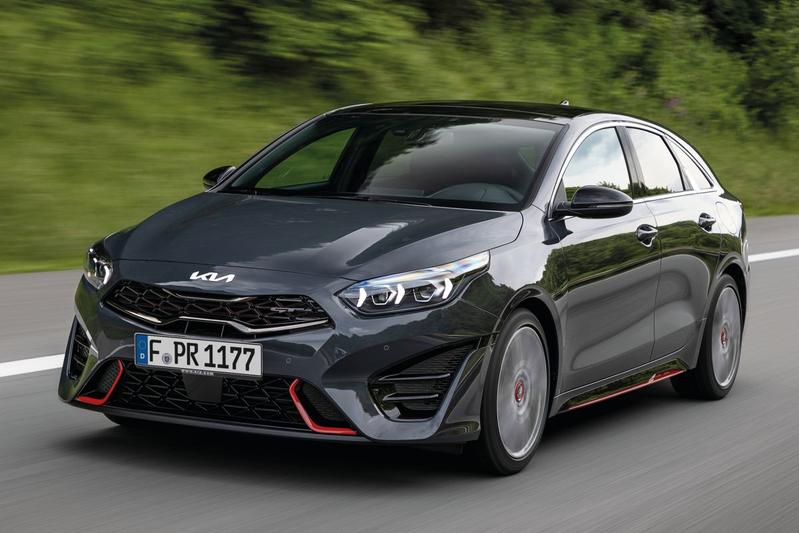 Kia ProCeed 2019+ black front