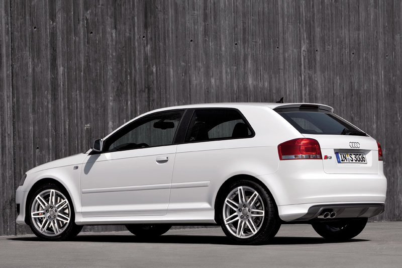 Audi A3 Hatchback Handgeschakeld Rear