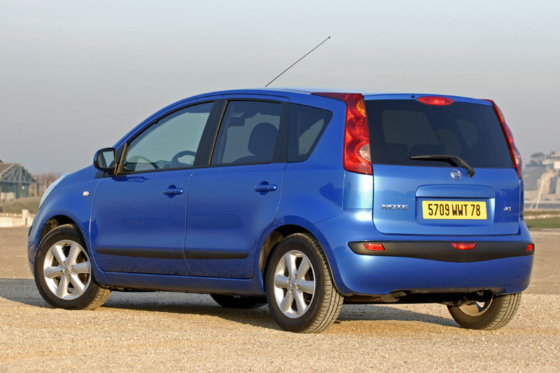 Nissan Note MPV Rear