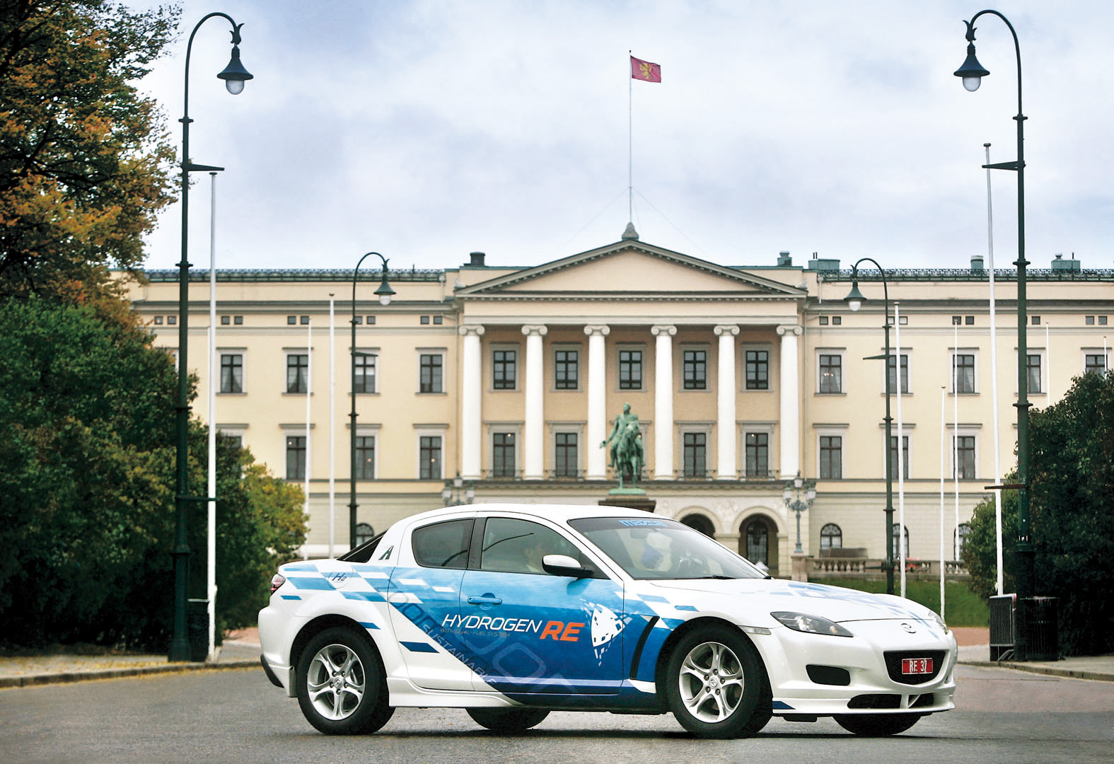 Mazda RX-8 Blue White