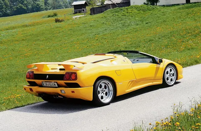 Lamborghini Diablo Cabrio softtop Handgeschakeld 5.7 V12 Roadster Rear