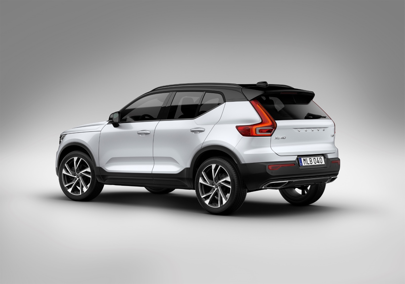 Volvo XC40 SUV Rear