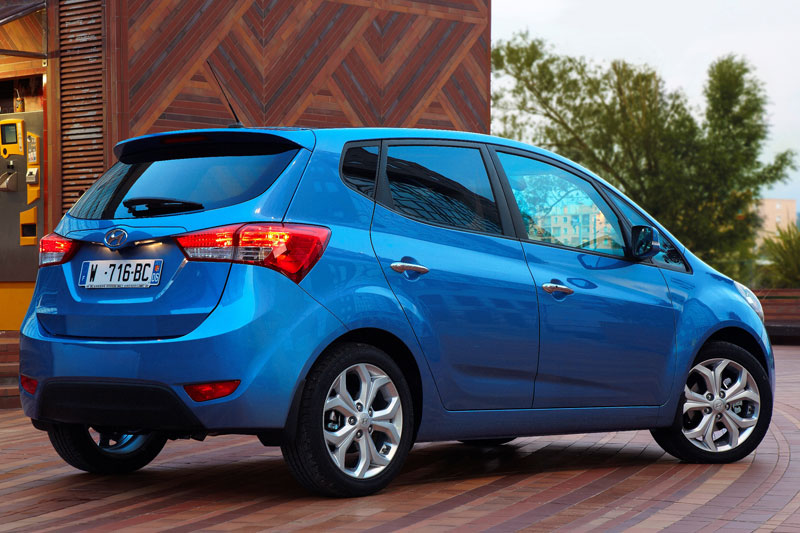 Hyundai ix20 2010 2019 blue rear