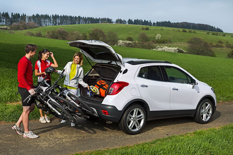 Opel Mokka 2012 white rear