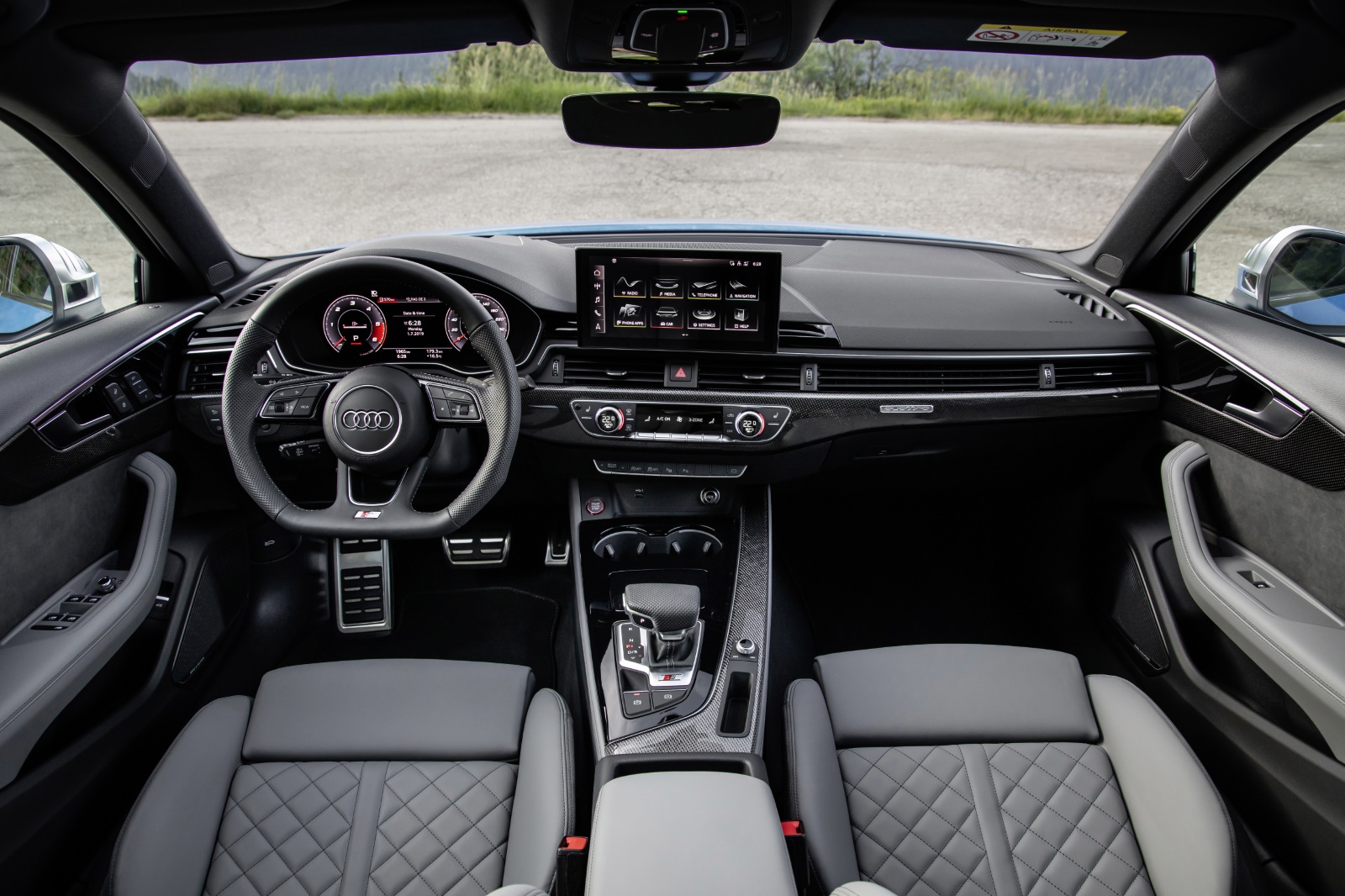 Audi A4 Sedan Automaat 3.0 TDI S4 quattro Interior
