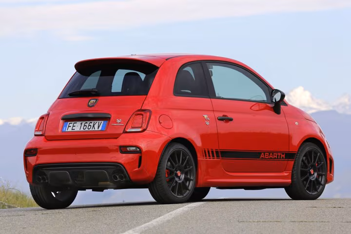 Abarth 595 red rear