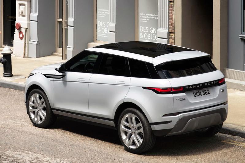 Range Rover Evoque 2019 white rear