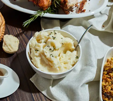 CxBlog-DD-Thanksgiving-MBZ-MashedPotatoes