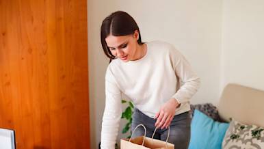 DDfB - Blog - A Guide to Hybrid Work Schedules and Employee Meals - header