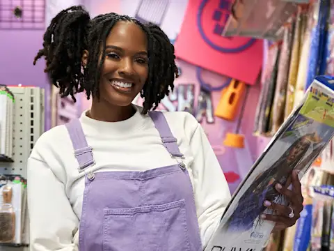 Mx Blog - Kesha Beauty Supply - Lakesha in shop