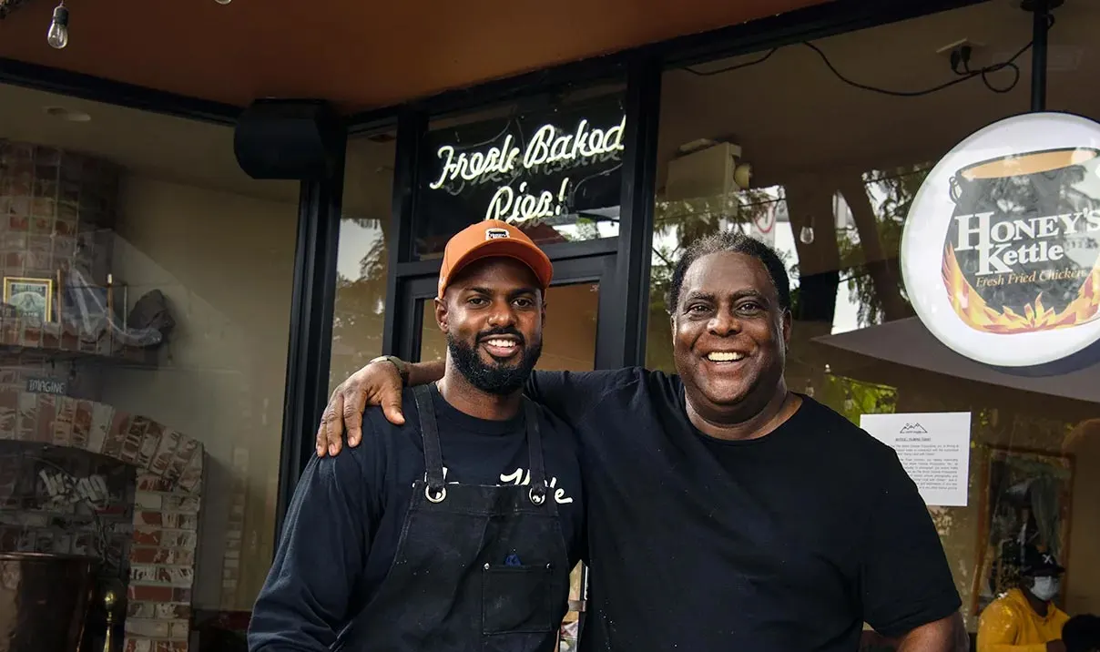 honey's kettle storefront